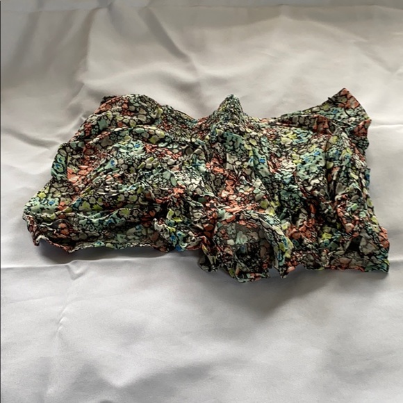 Short - Picture 2 of 3